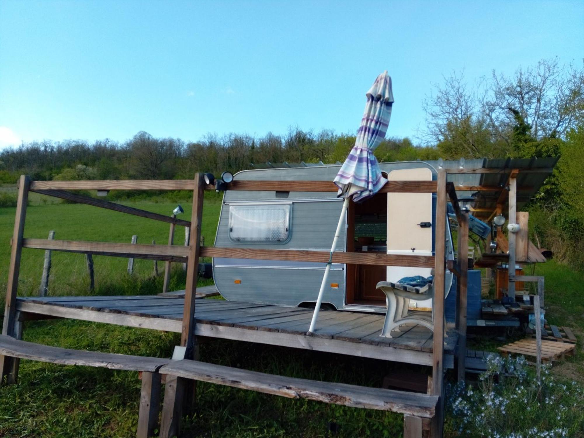 Varzy Campingfiz מראה חיצוני תמונה