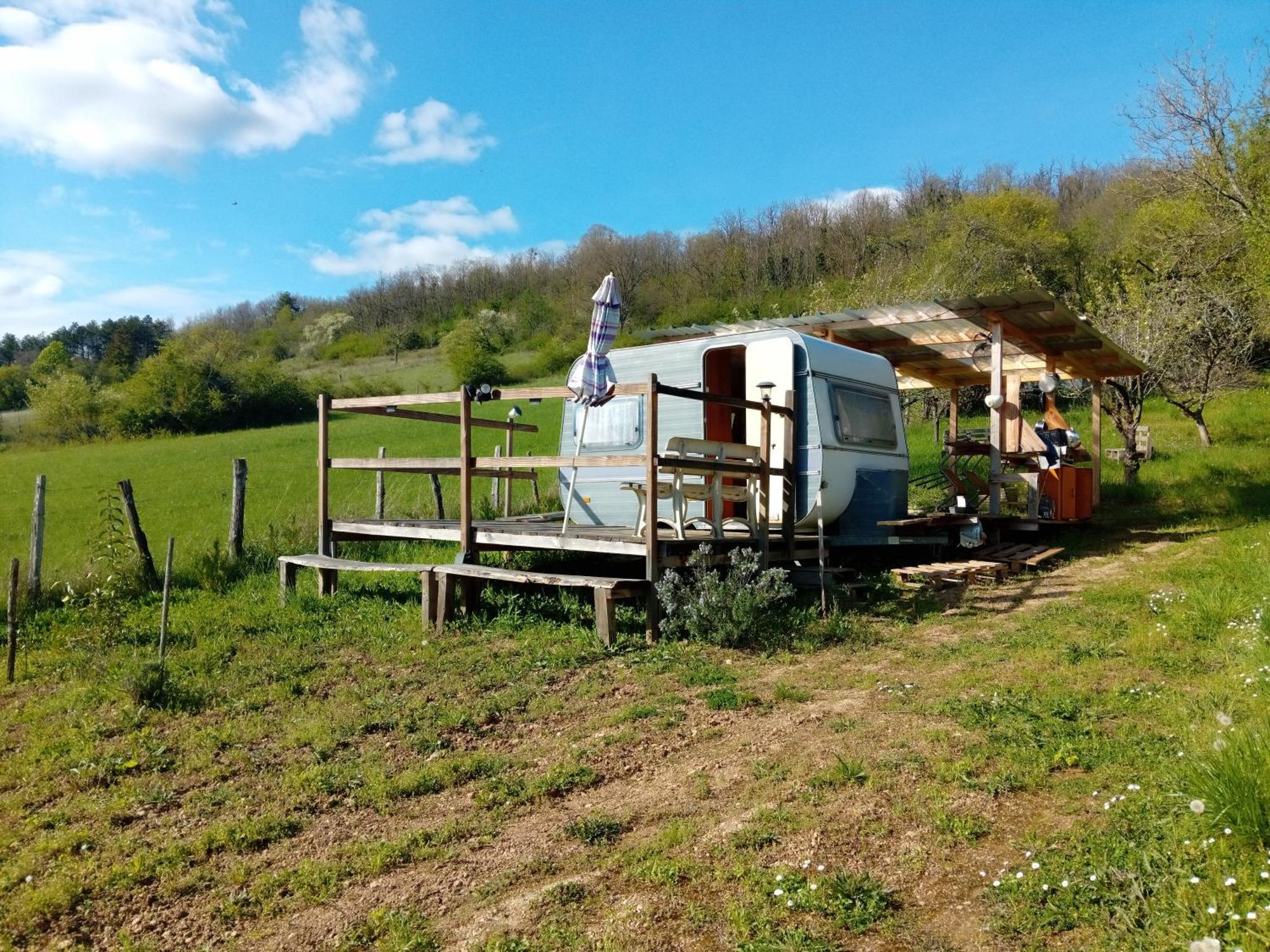 Varzy Campingfiz מראה חיצוני תמונה
